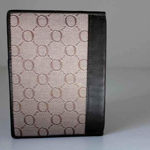 Oroton passport holder Brown Logo Purse - Picture 4 of 5